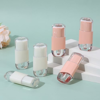 Tubo de esmalte de lábio oval 2.3ml cor pode ser personalizada com escova
