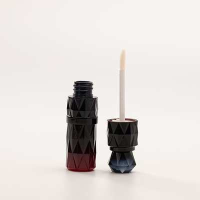 Desenho exclusivo, modelo de diamante, tubo plástico de esmaltamento de lábios com muitas cores