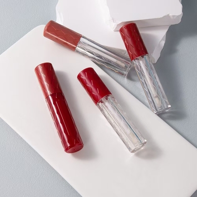 Botão de plástico para lábios com esmalte de tubo adequado para todos os tipos de pele em várias cores