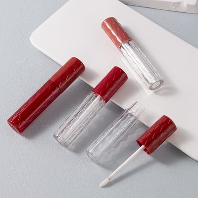 Botão de plástico para lábios com esmalte de tubo adequado para todos os tipos de pele em várias cores