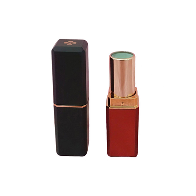 Quadrado Quatro Folhas Clover Design 5g Lipstick tubo recipiente em cor personalizada para produtos de beleza