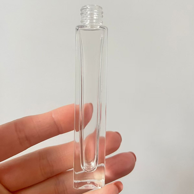 Botão de perfume redondo de vidro de 10 ml personalizado com pulverizador e tampa