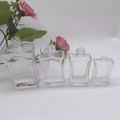 Garrafa de vidro personalizada de 20 ml, 30 ml e 50 ml com pulverizador de alumínio e tampa