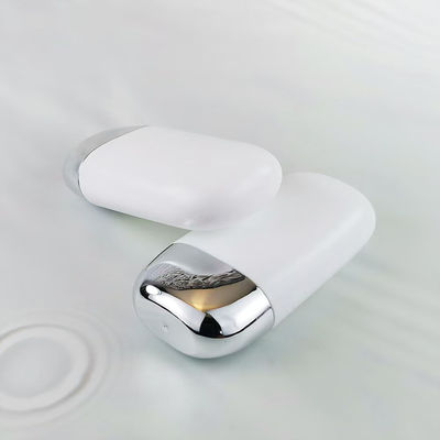 Frasco de creme protetor solar PP plástico por atacado com tampa de dupla camada prateada nos tamanhos 30g e 50g