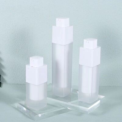 Gráfico de forma quadrada 15 ml 30 ml 50 ml garrafa de bomba sem ar com bomba de bloqueio rotativo para produtos de cuidados com a pele